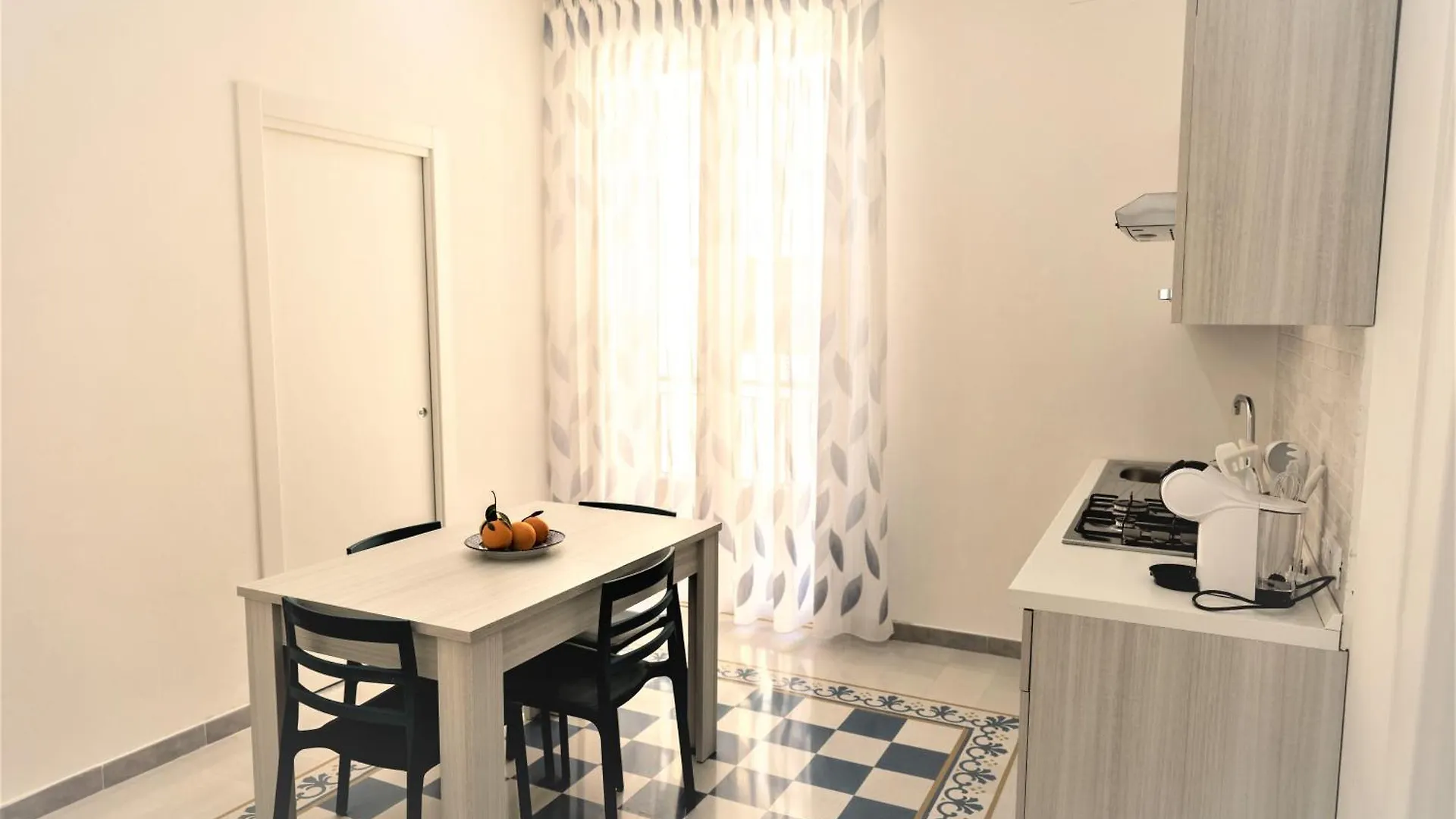Casa Vacanze Deianira Santa Flavia