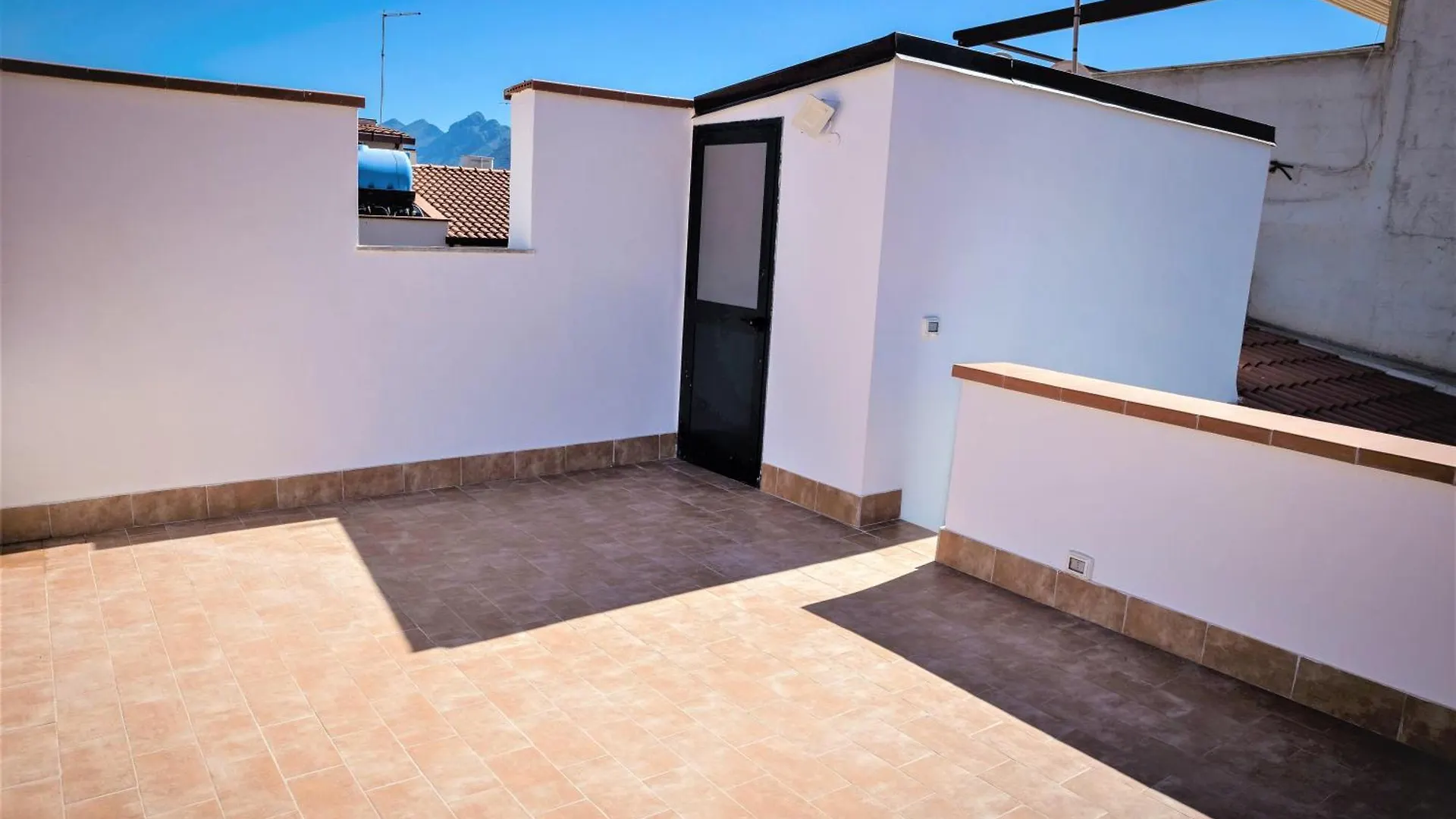 Casa Vacanze Deianira Santa Flavia 0*,